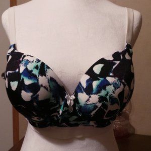 Torrid Curve Sports Bra 38D